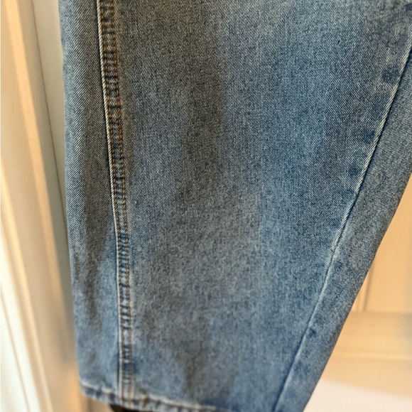 Women’s Barrel Blue Denim Jeans - Picture 10 of 11